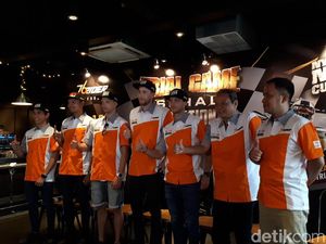 Pebalap Internasional Ramaikan Final Balap Supermoto 2018 di Malang Pebalap Internasional Ramaikan Final Balap Supermoto 2018 di Malang