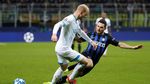 Si Ular Besar Tak Berbisa di Meazza