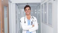 Foto: Liburannya Dokter Tampan Brasil, Gabriel Prado