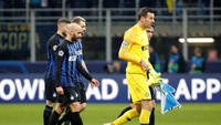 Inter pun tertunduk lesu. Bisa Si Ular Besar tak mematikan di Giuseppe Meazza setelah melepas 22 tembakan dengan sembilan yang mengarah ke gawang. (Foto: Stefano Rellandini/Reuters)