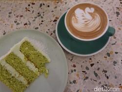 Cliq Coffee: Rasa Eksotik Cake Klepon dan Cafe Mocha Hangat