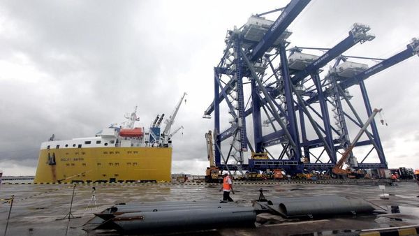 Lagi, Pelindo I Datangkan Tiga Container Craine Baru