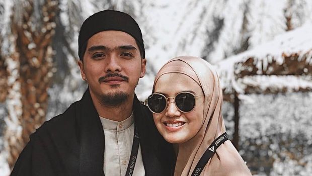 Ricky Harun & Istri