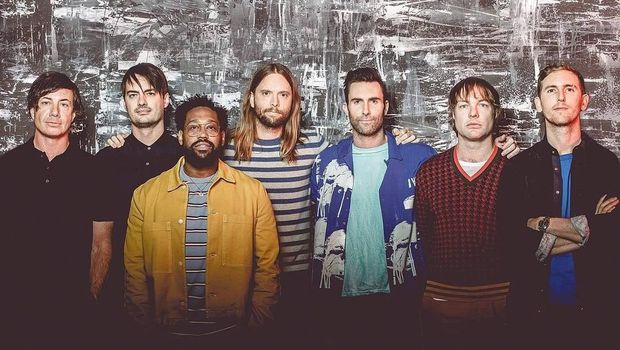 Tidak Profesional Saat Manggung, Maroon 5 Minta Maaf