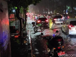 Masih Pemulihan, Agenda Risma Hari Ini Dibatalkan