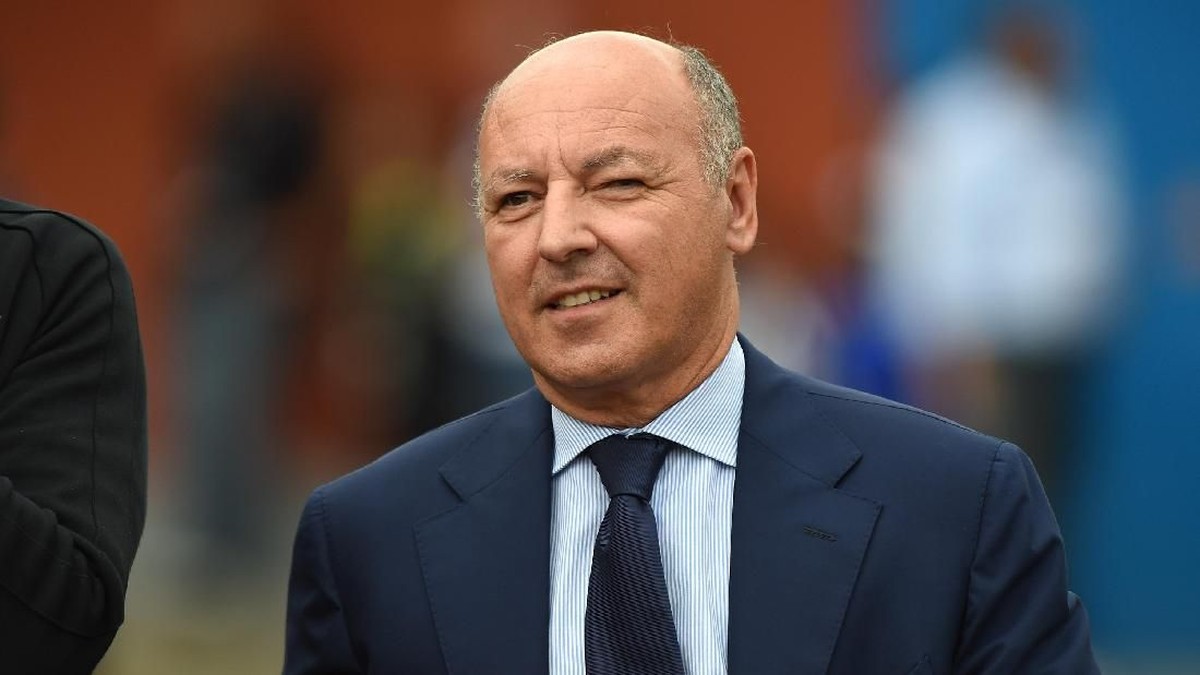 Giuseppe Marotta menolak status favorit untuk Inter Milan saat melawan AC Milan. (Foto: Valerio Pennicino/Getty Images)