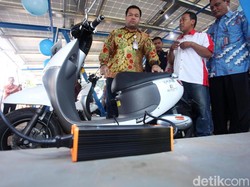 Baterai Bekas Motor Listrik Masih Laku