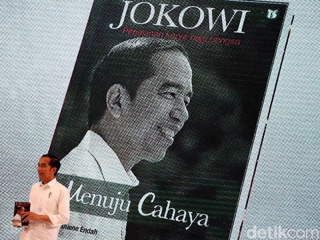 Jokowi Lahir dengan Nama Mulyono, Pergantiannya Masih Jadi Misteri Jokowi Lahir dengan Nama Mulyono, Pergantiannya Masih Jadi Misteri