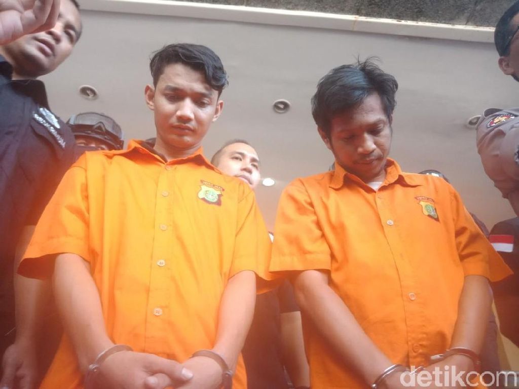 Kronologi Tukang Parkir Keroyok Anggota TNI di Ciracas Kronologi Tukang Parkir Keroyok Anggota TNI di Ciracas