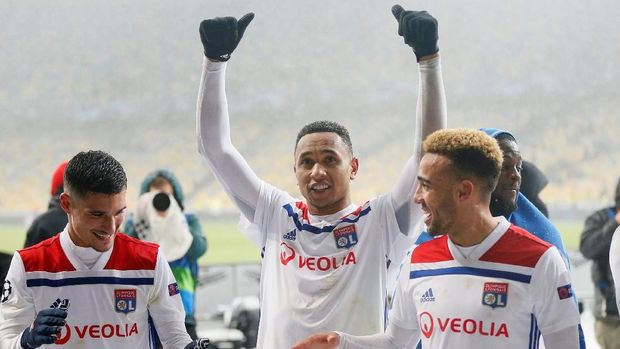 Olympique Lyon juga tak terkalahkan di babak penyisihan.