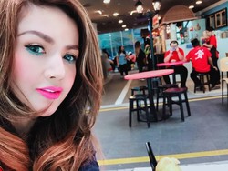 Barbie Kumalasari Bantah Kabar Dirinya Belum Lulus Kuliah
