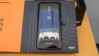 Melihat Si Garang OnePlus 6T Edisi McLaren, RAM-nya 10 GB