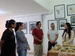 Buku Nh Dini Jadi Riset Naskah Pertunjukan Nyanyi Sunyi Revolusi