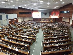 Mahasiswa RI Dikabarkan Kerja Paksa di Taiwan, DPR Minta Kemlu Turun Tangan