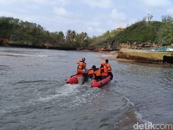 Nelayan Tenggelam di Pantai Watukarung Pacitan Akhirnya Ditemukan