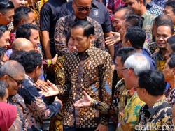Jokowi Minta Pendamping PKH Dikirim ke Luar Negeri