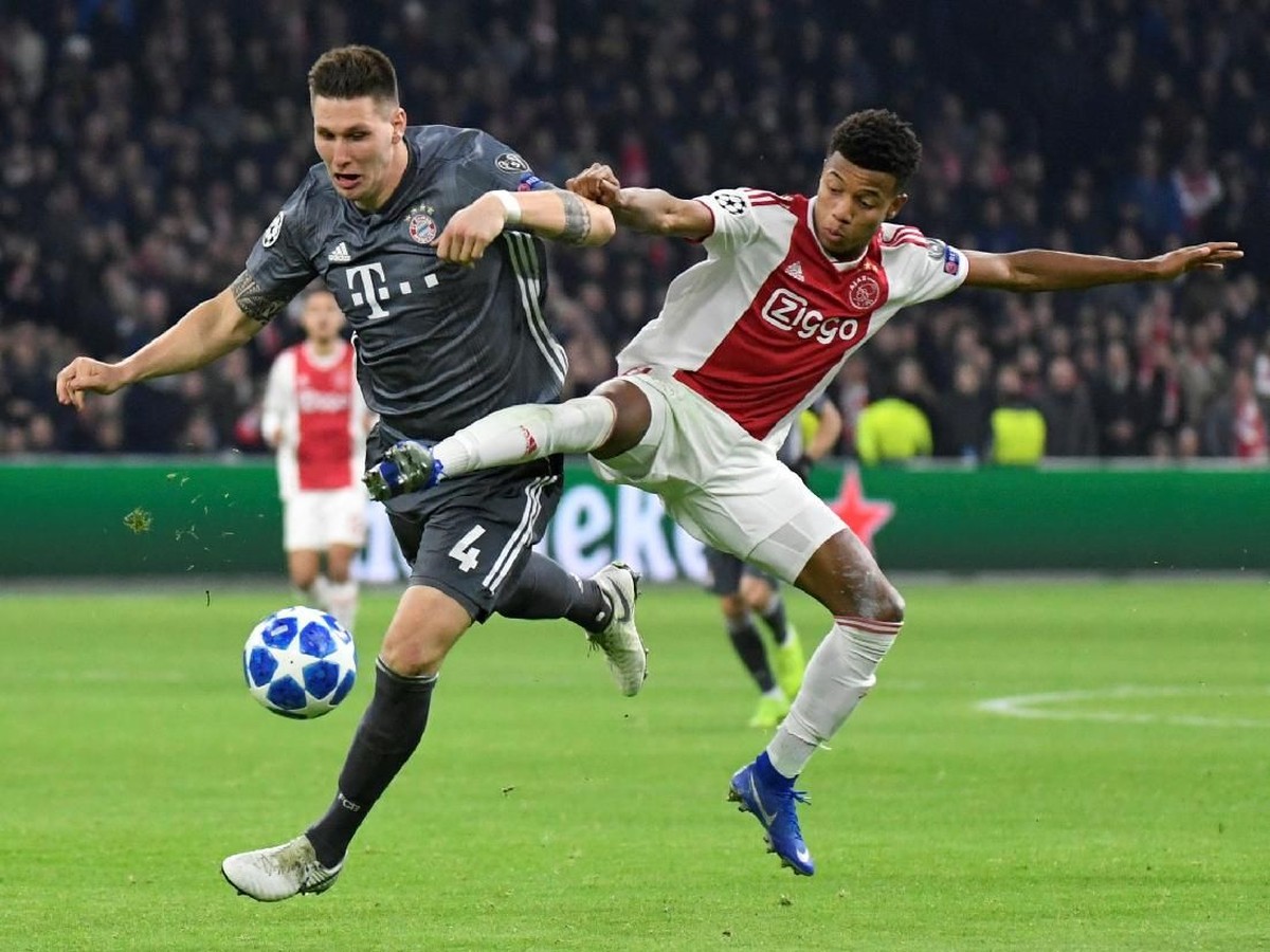 Bayern Munich menjuarai Grup E usai berimbang 3-3 melawan Ajax Amsterda. (Foto: Piroschka van de Wouw/Reuters)