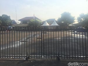 Pascaperusakan, Polsek Ciracas Dijaga Polisi-TNI Pagi Ini