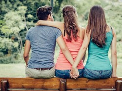 Berduaan dengan WIL di Kamar Hotel, PNS Sumenep Digerebek Istri