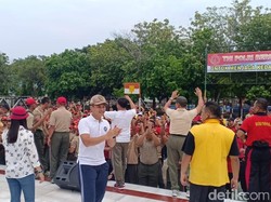 TNI dan Polisi di Madiun Olahraga Bersama Cegah Insiden Ciracas