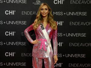 10 Aksi Angela Ponce, Transgender yang Dijagokan Menang Miss Universe 2018 10 Aksi Angela Ponce, Transgender yang Dijagokan Menang Miss Universe 2018