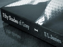 Tips Mengontrol Fantasi Seksual yang Berlebihan