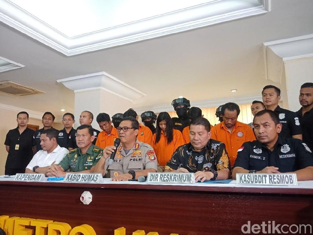 Pengeroyok Anggota TNI di Ciracas Terancam 5 Tahun Penjara Pengeroyok Anggota TNI di Ciracas Terancam 5 Tahun Penjara