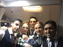 Penumpang Ini Lahirkan Bayinya dalam Penerbangan ke Istanbul