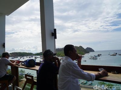 Foto: Tempat Ngopi dengan Pemandangan Labuan Bajo