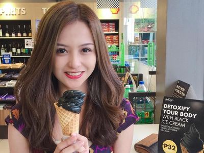 Cantik dan Seksi Krestle Lailene, Dokter Sunat yang Doyan Es Krim