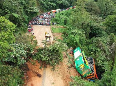 Longsor di Padang, 1 Orang Tewas dan 5 Orang Terluka