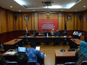 Tim Mediasi Kemenkum HAM Periksa Maraton Sengketa Perda Tim Mediasi Kemenkum HAM Periksa Maraton Sengketa Perda