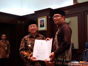 Wabup Herman Suherman Resmi Jadi Plt Bupati Cianjur
