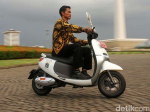Motor Listrik Siap Dinas di Monas