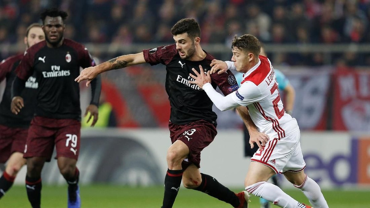 AC Milan tersingkir dari Liga Europa (Foto: Costas Baltas/Reuters)
