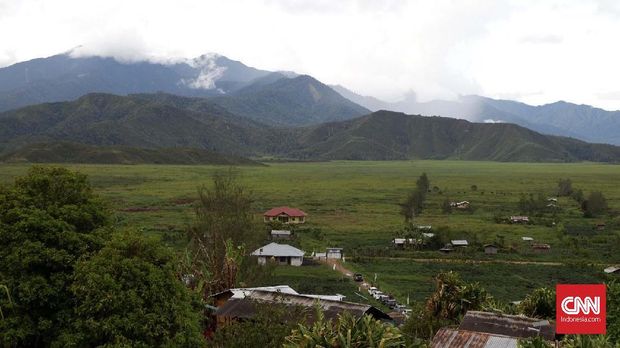 Listrik, Kado Natal Warga Desa Terpencil di Gunung Jayawijaya