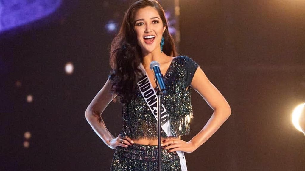 Cantiknya Penampilan Sonia Fergina Selama Babak Penjurian Miss Universe 2018