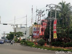 Rugi Sampai Rp 5 M, Pemkot Palembang Segel 146 Reklame Bandel