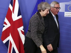Menangkan Mosi Kepercayaan Partai, Theresa May Kembali ke Brussels