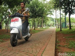 Motor Listrik Mengaspal Perdana di Jakarta dan Bali Motor Listrik Mengaspal Perdana di Jakarta dan Bali