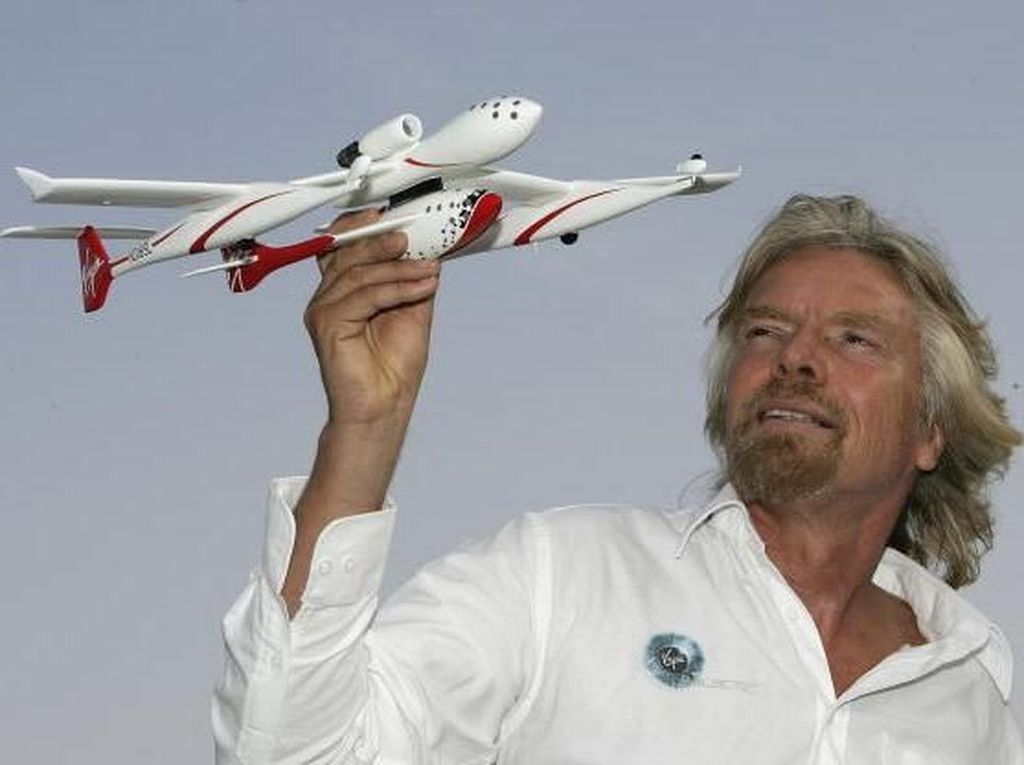Richard Branson, Miliarder yang Salip Jeff Bezos ke Antariksa