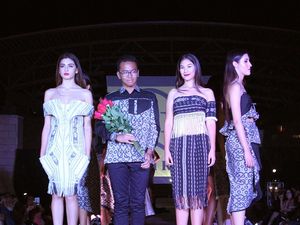 Karya Desainer Rafi Ridwan di Sweet 17 Transmedia