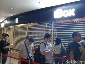 Trio iPhone Baru Meluncur di Jakarta, Antreannya Masih Sepi