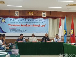 Saor Siagian Bela Pernyataan Basarah Soal Soeharto Guru Korupsi