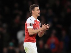 Halo, Apa Kabar, Koscielny?