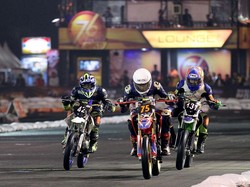 Dimas Ekky dan Gerry Salim Ramaikan Trial Game Asphalt 2018 di Malang