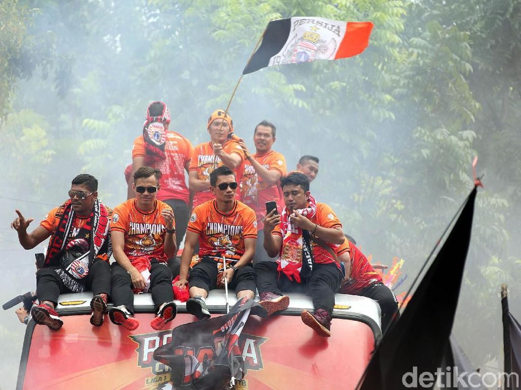 Usai Pawai Persija Juara, Sandi Sute Berniat Renovasi Rumah di Palu Usai Pawai Persija Juara, Sandi Sute Berniat Renovasi Rumah di Palu