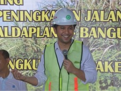 Pemkab Trenggalek Rampungkan Jalan Strategis Pesisir Selatan
