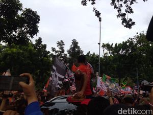 Persija Tiba di Balai Kota