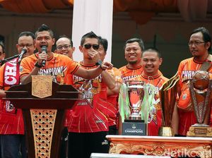 Jakarta, Persija Juara untuk Kalian! Jakarta, Persija Juara untuk Kalian!